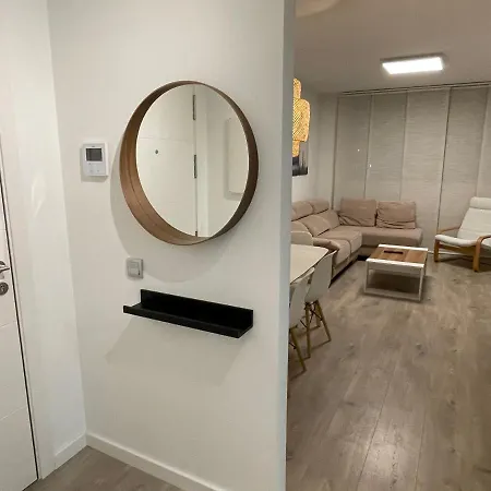 Paraninfo Relax Apartment Malaga